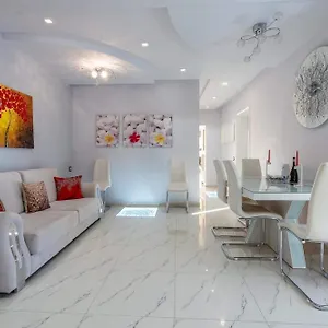 https://apartment-in-saranda.albaniahotels.org