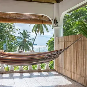 https://beau-bamboo.maheislandhotels.com